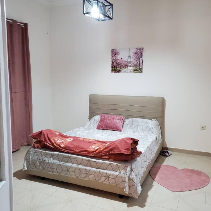 Home Away From Home_3Br At Maniatika_14Min Walk To The Port Pireus Zewnętrze zdjęcie